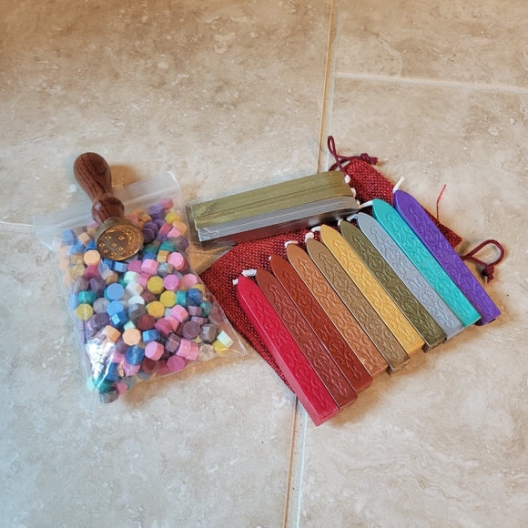 Deluxe Lettering Kit - Picture 2 of 5